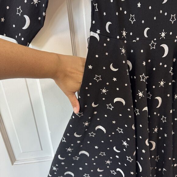 Unique Vintage Devon Swing Dress Black Celestial Moon Stars Halloween Retro S/M - Picture 6 of 14